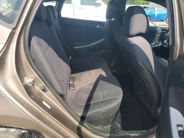 2013 HYUNDAI ACCENT GLS Premium/ SE