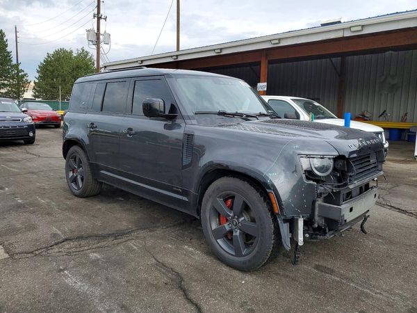 2024 LAND ROVER DEFENDER