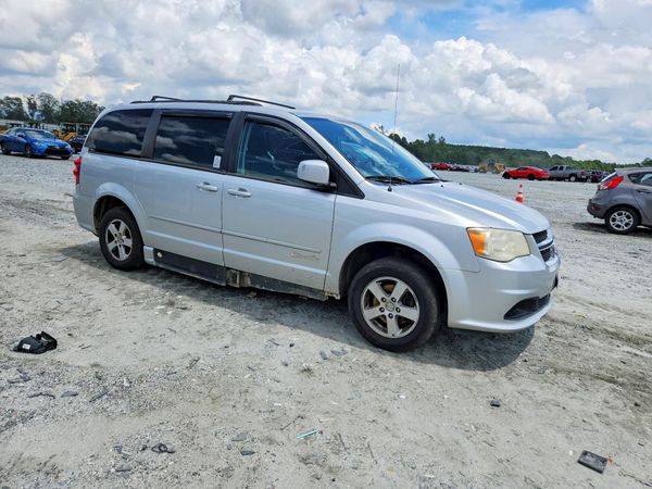 2012 DODGE GRAND CARAVAN SXT