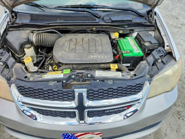 2012 DODGE GRAND CARAVAN SXT