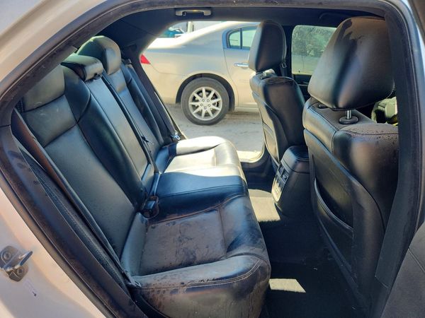 2019 CHRYSLER 300