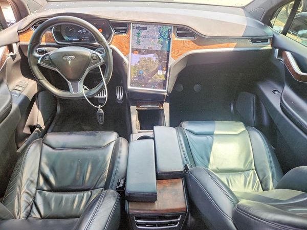 2017 TESLA MODEL X