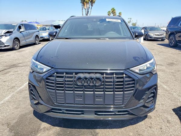 2022 AUDI Q3