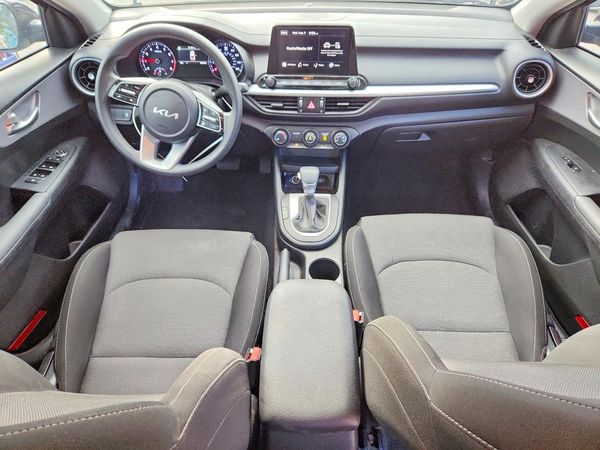 2024 KIA FORTE