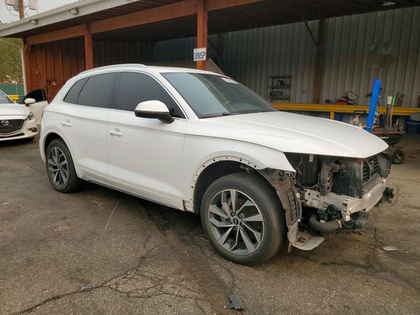 2021 AUDI Q5 quattro Premium Plus