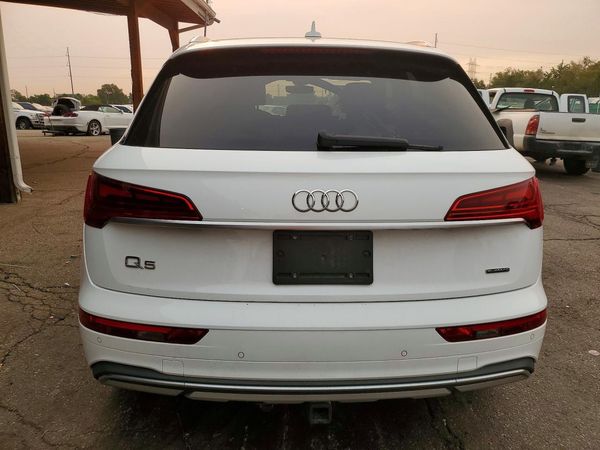 2021 AUDI Q5 quattro Premium Plus