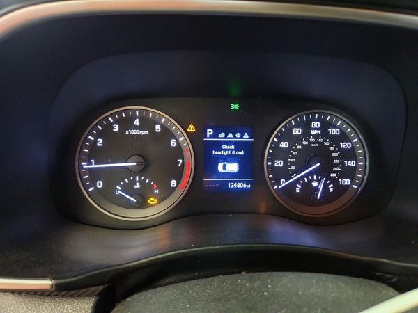 2019 HYUNDAI TUCSON SE