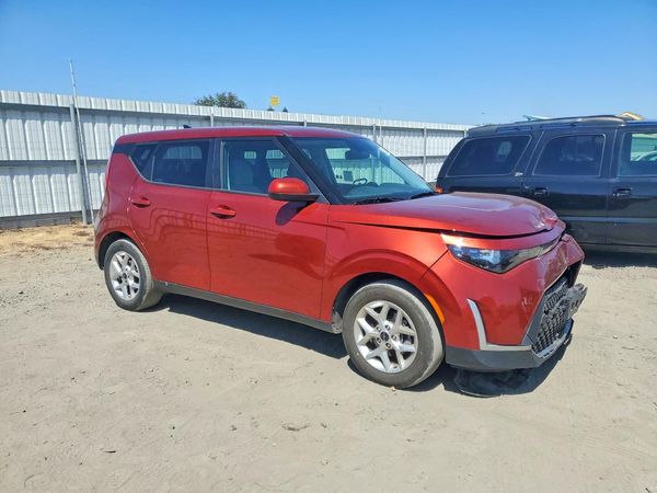 2025 KIA SOUL LX, S — Passenger 3/4