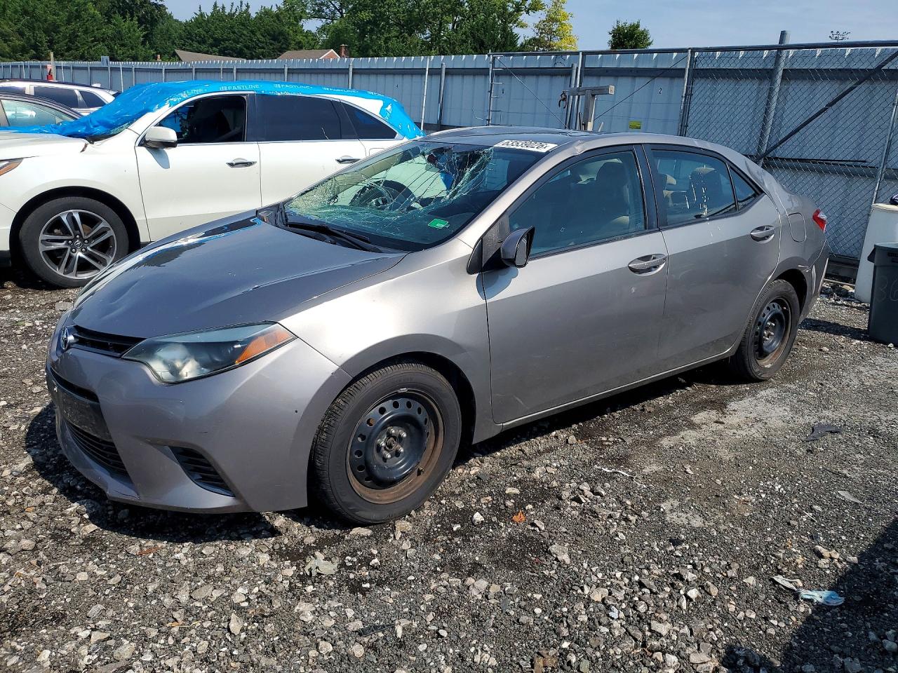 2015 TOYOTA COROLLA