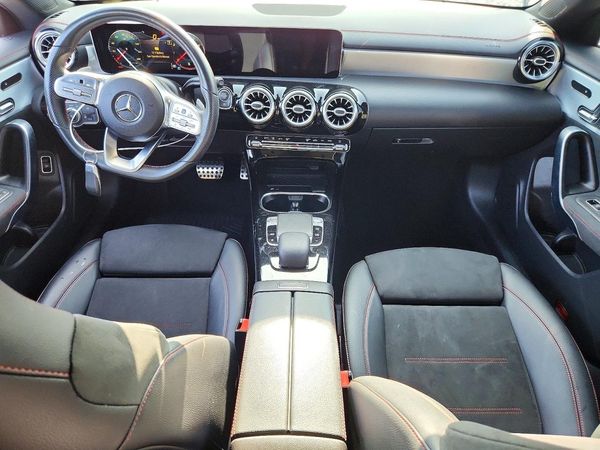 2020 MERCEDES-BENZ CLA