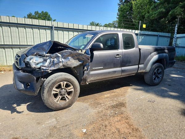 2013 TOYOTA TACOMA Delux