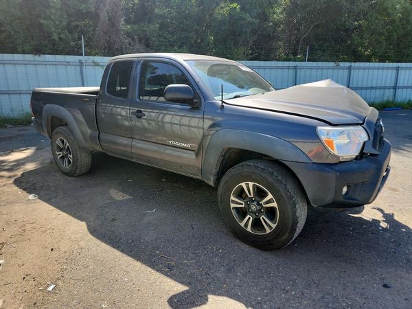2013 TOYOTA TACOMA Delux