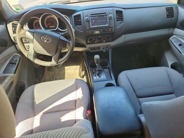 2013 TOYOTA TACOMA Delux