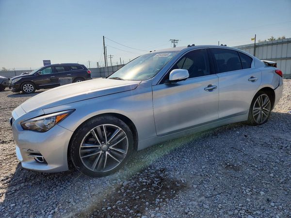 2016 INFINITI Q50