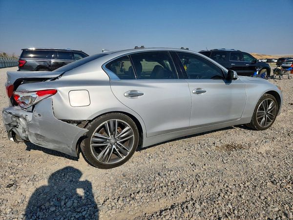 2016 INFINITI Q50