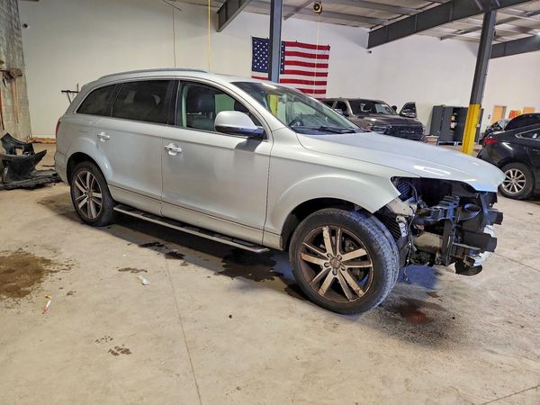 2015 AUDI Q7 Premium Plus