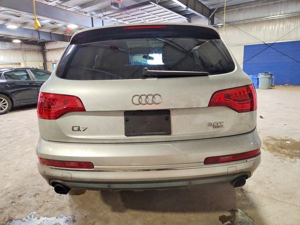 2015 AUDI Q7 Premium Plus