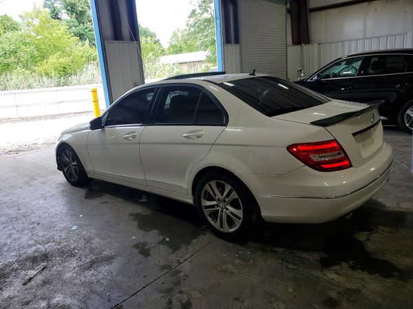 2013 MERCEDES-BENZ C C300