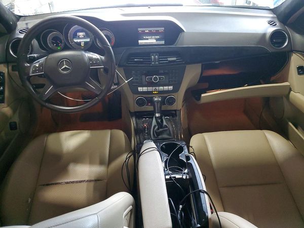 2013 MERCEDES-BENZ C C300