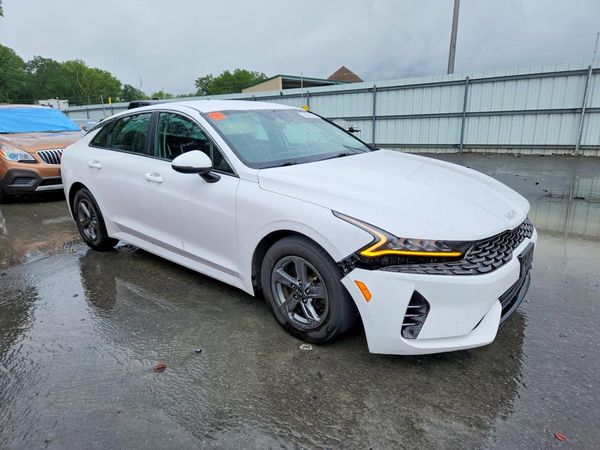 2022 KIA K5 LX