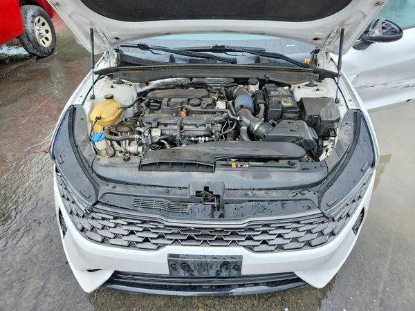 2022 KIA K5 LX