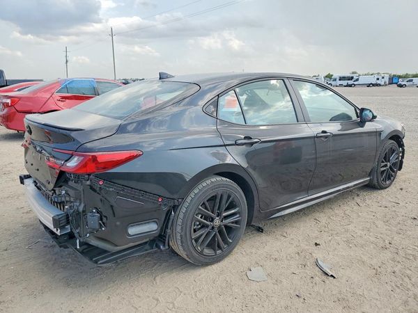 2026 TOYOTA CAMRY