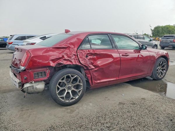 2018 CHRYSLER 300