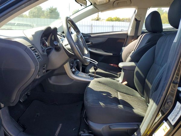 2012 TOYOTA COROLLA