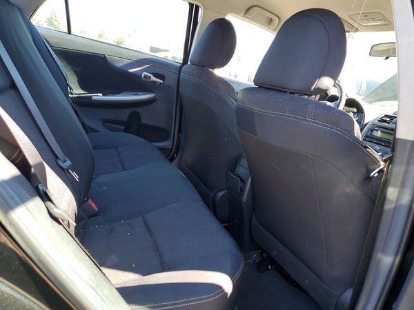 2012 TOYOTA COROLLA