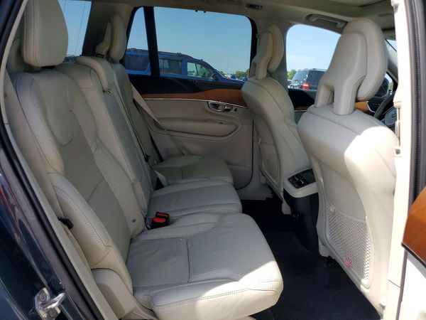 2018 VOLVO XC90 Inscription