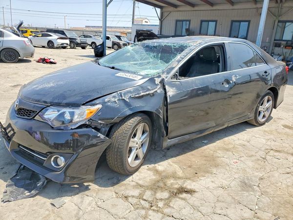 2013 TOYOTA CAMRY