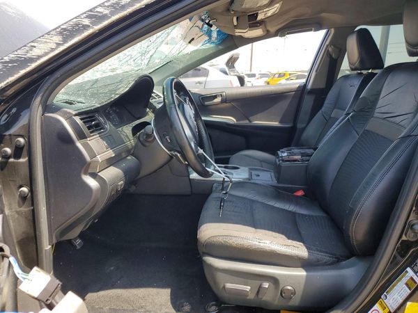 2013 TOYOTA CAMRY
