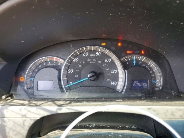 2013 TOYOTA CAMRY