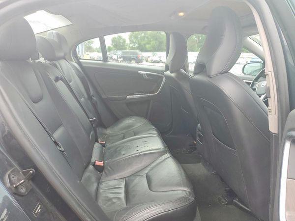 2013 VOLVO S60