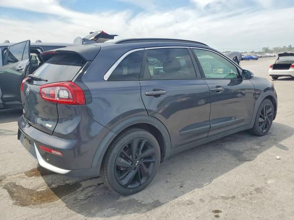 2018 KIA NIRO