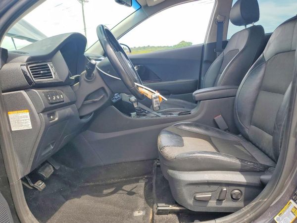 2018 KIA NIRO
