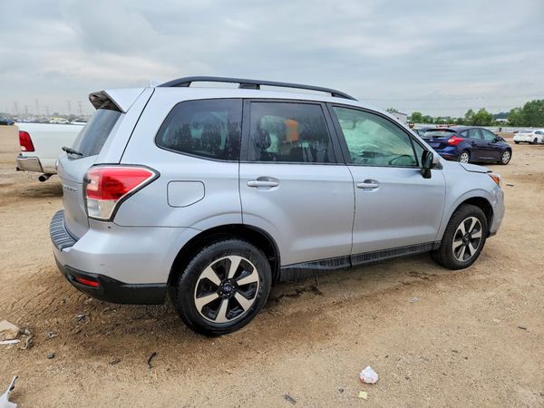 2018 SUBARU FORESTER Premium+CWP