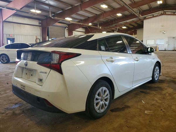 2019 TOYOTA PRIUS L/LE/XLE/LTD.
