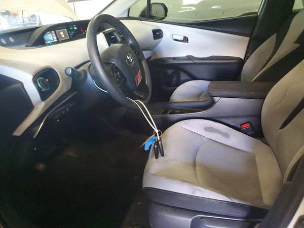 2019 TOYOTA PRIUS L/LE/XLE/LTD.