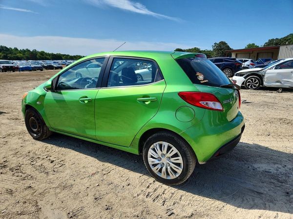 2013 MAZDA MAZDA2 Sport/GX