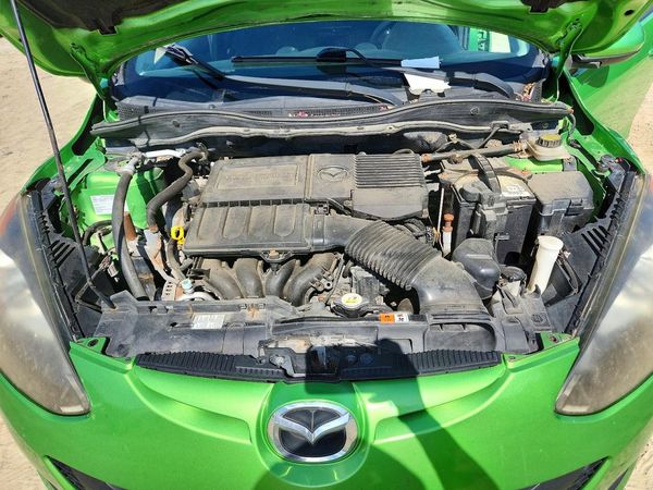 2013 MAZDA MAZDA2 Sport/GX