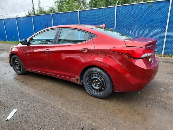 2013 HYUNDAI ELANTRA