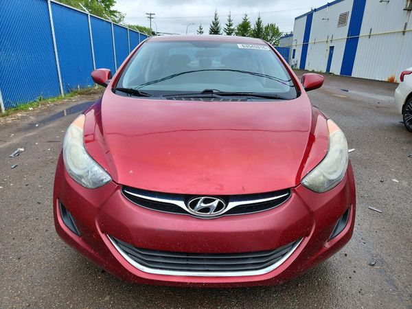2013 HYUNDAI ELANTRA
