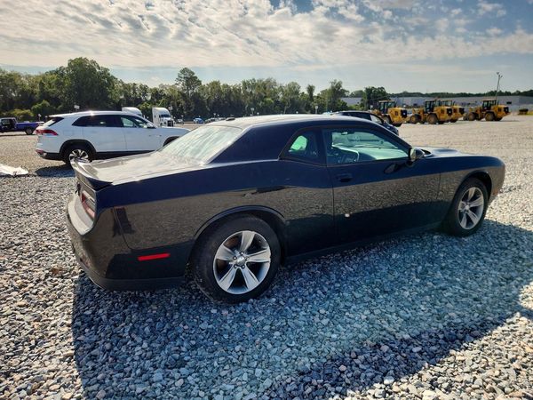 2020 DODGE CHALLENGER SXT