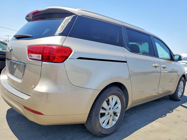 2016 KIA SEDONA LX - Middle-low