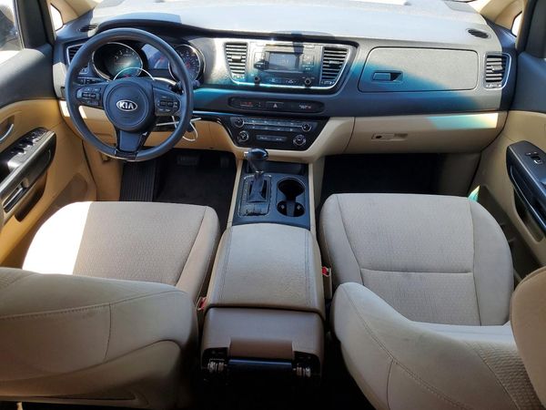 2016 KIA SEDONA LX - Middle-low