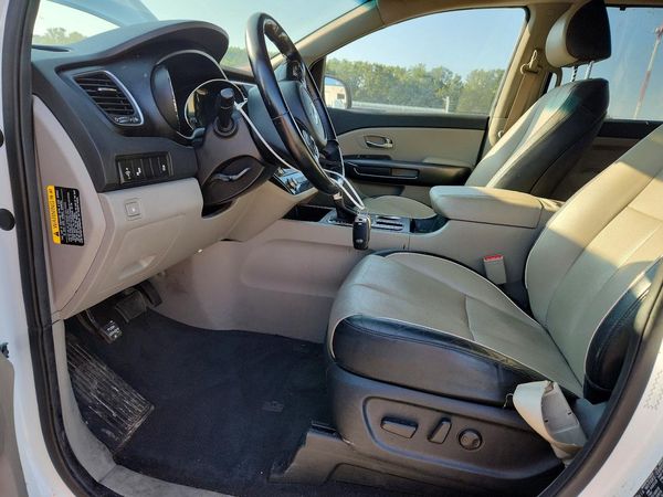 2020 KIA SEDONA