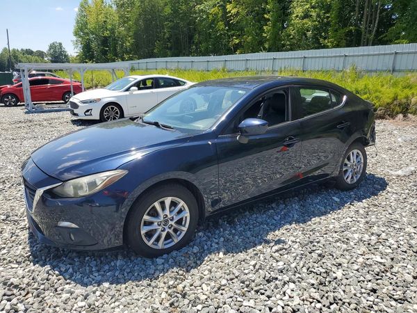 2016 MAZDA 3 SE