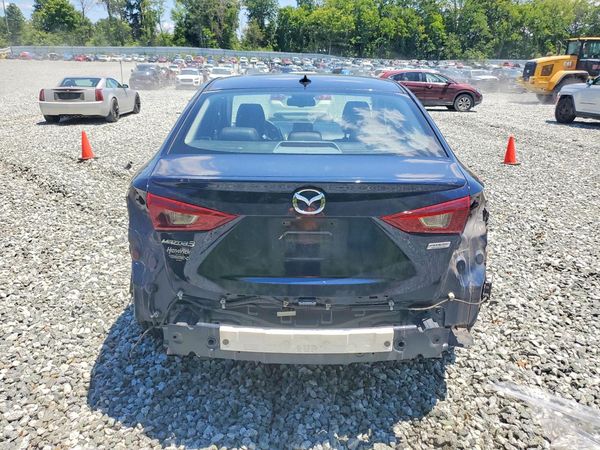 2016 MAZDA 3 SE