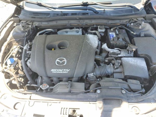 2016 MAZDA 3 SE